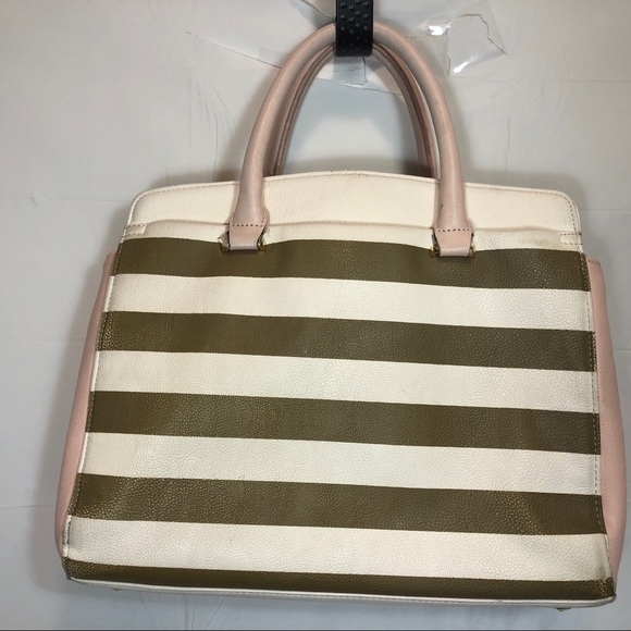 Betsey Johnson Purse Handbag heart white leather - Picture 2 of 8